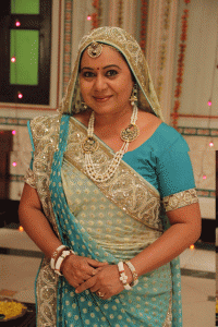 Bhabho to wear the sari gifted by her fans at Star Parivaar Awards 2016