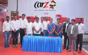 Venu Donepudi - CarZ Founder MD with CarZ Bengaluru Team 1