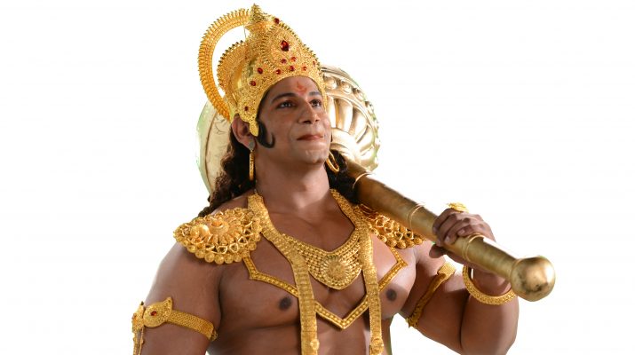 STAR Plus - Danish Akhtar listens to the Hanuman chalisa while working out