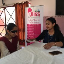 Dr. Sonia Senior resident advised visually impared school's girl