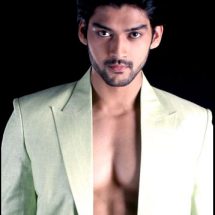 Aditya Redij to enter &TVs - Meri Awaaz Hi Pehchaan Hai