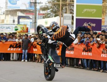 KTM Duke bikes - Stunt Show - Kakinada
