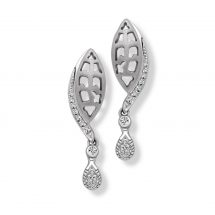 Platinum jewellery collection inspired by the fluidity of water