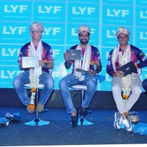 RPS Cricket Stars With LYF Smartphones and Handsets