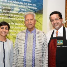 Dilmah Founder Mr Merrill J Fernando - Franchise Owner Dilmah t Lounge Mrs Ashumi Jain and Dilmah Director Mr Dilhan C Fernando