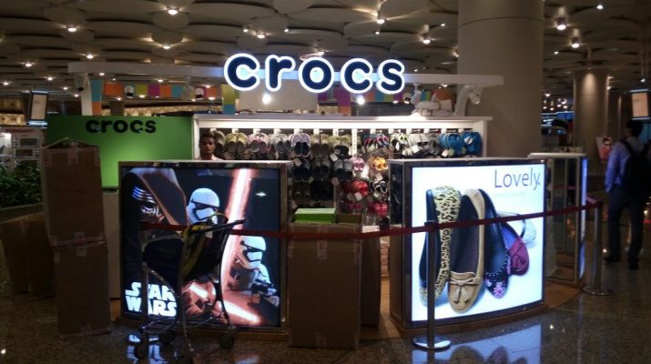 Crocs Opens its first travel retail store at Mumbai Airport T2