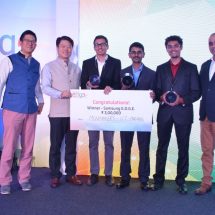 HC Hong - President and CEO of Samsung Southwest Asia giving the first prize to the team from IIT Madras