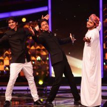 ShahRukh Khan jamming with Haitam on Jabra Fan - 2