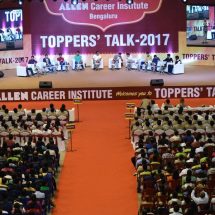 Students and Parents attending the Talk show with AIR 1 - 2 - 3 Rankings for Engg and Medical n NEET