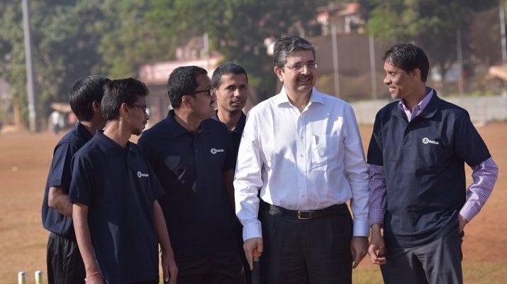Uday Kotak - EVC and MD - Kotak Mahindra Bank interacts with visually challenged cricketers of Maharashtra team