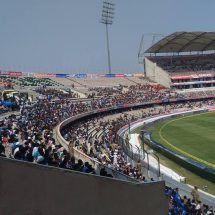 With 'JioNet' high speed Wi-Fi, watching Test Match at Uppal Stadium just got better!