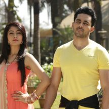 Preet - Anju Jadhav and Rahul - Abhishek Bajaj in Sony SABs Dil Deke Dekho