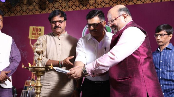 Candle Lighting with Pramod Dubey - Mayor Nagar Nigam - K K Nayak - managing Editor Dainik Bhaskar - Jiyo Dil Se Awards