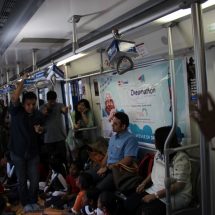 Sapno Ka Dibba in the Rapid Metro - Gurgaon 2