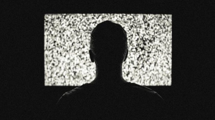 Addiction to TV may halt sperm count production by 35 percent