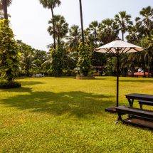 The High-Tide restaurant - The Resort - Madh-Marve - Mumbai - Garden