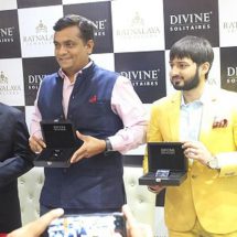 Divine Solitaires launches at Ratnalaya Jewellers in Patna