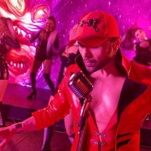Himesh Reshammiya comes back with his iconic cap look for the upcoming remix song