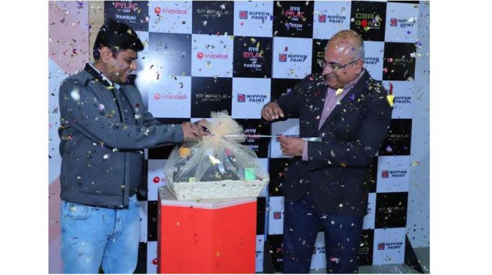 Nippon Paint India and Snapdeal unveiling the - Aerosol Pylac 1000 Rainbow Series